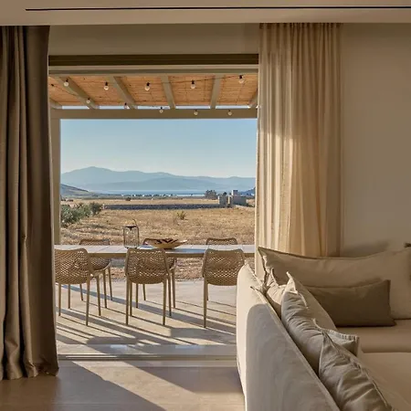 Brand New Luxury House Near Molos Beach! Páros