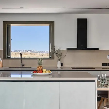 Brand New Luxury House Near Molos Beach! * Páros