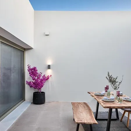 Brand New Luxury House Near Molos Beach! 别墅 Páros